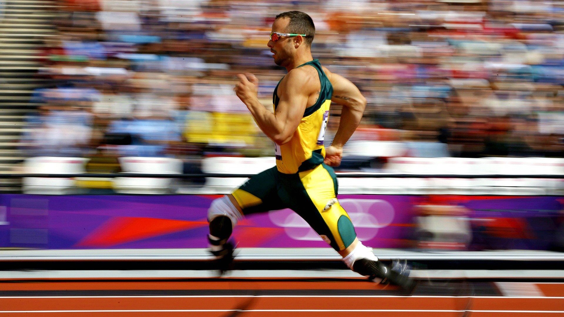 开云娱乐-赛道上的无人驾驶赛车试验，无人驾驶智能车比赛